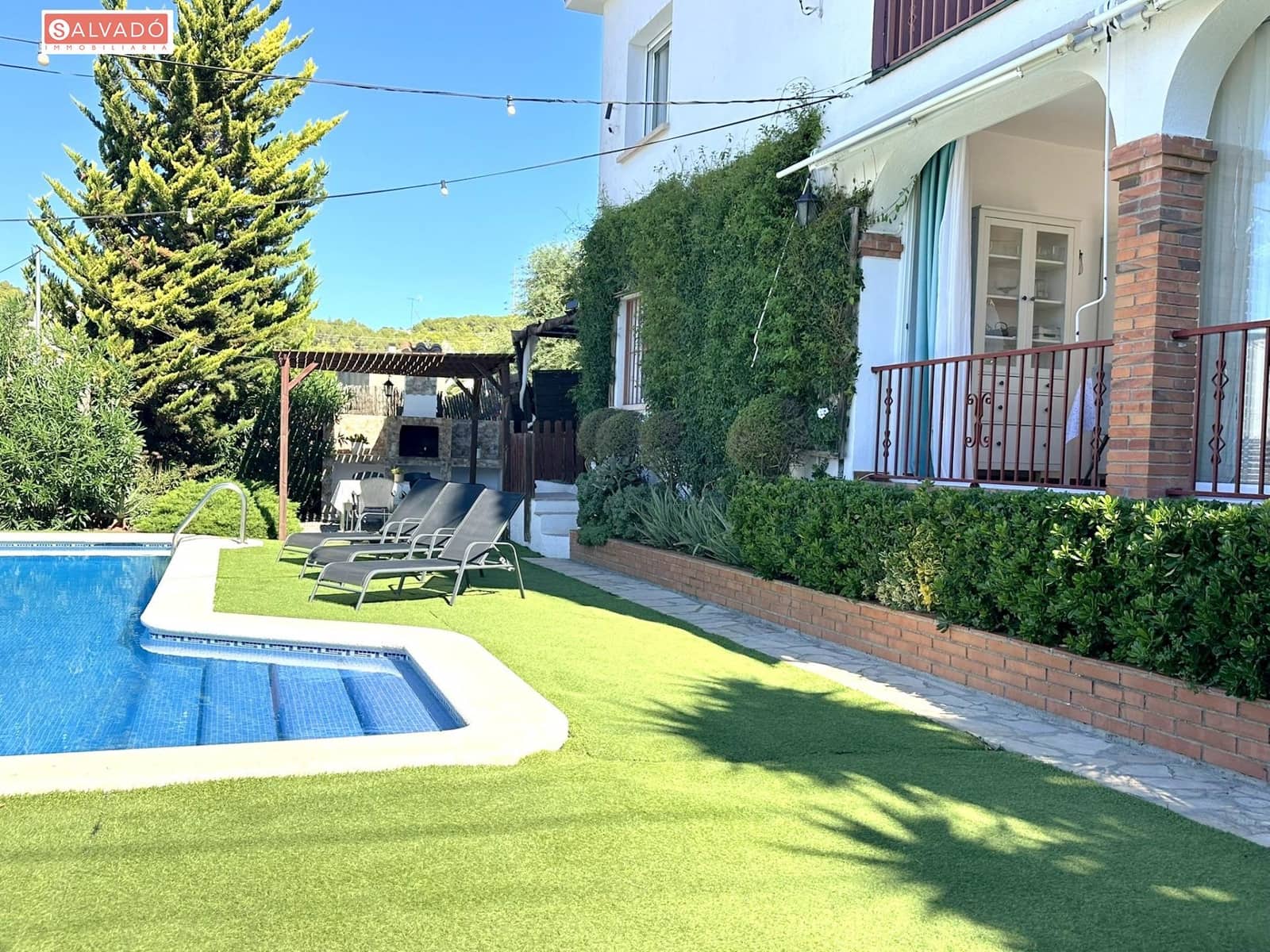 6 soverom Villa til salgs i Cunit med svømmebasseng - € 489 000 (Ref: 10157968)