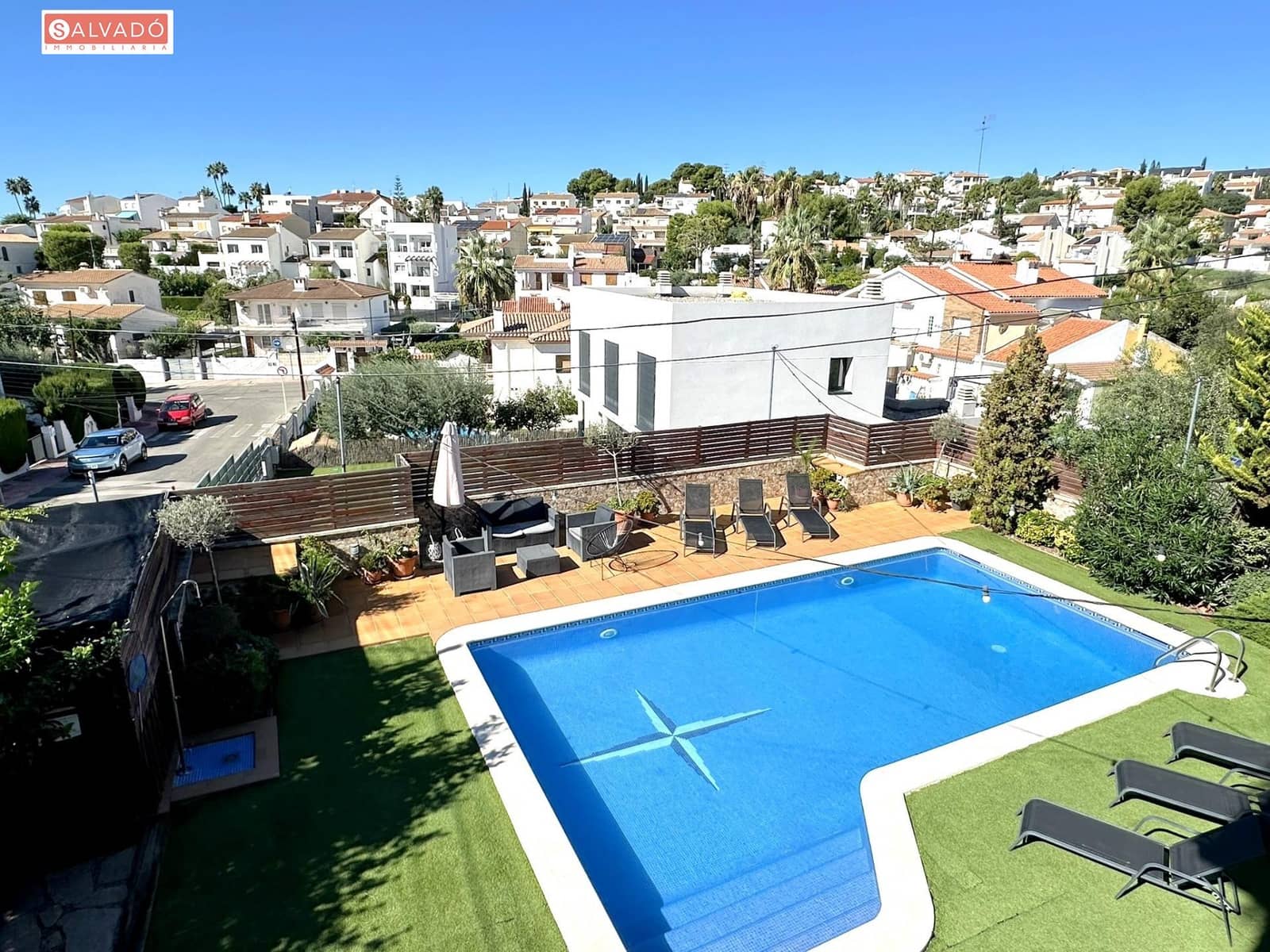 6 soverom Villa til salgs i Cunit med svømmebasseng - € 489 000 (Ref: 10157968)
