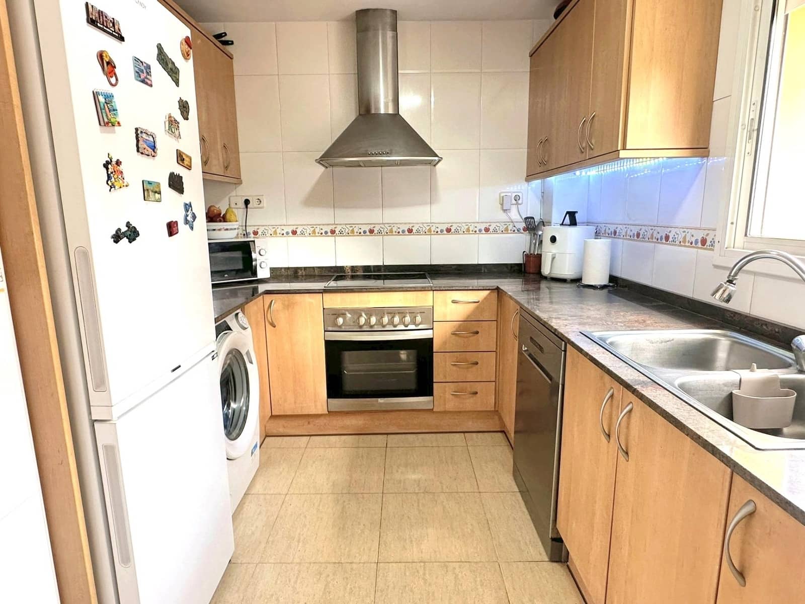 4 bedroom Flat for sale in Segur de Calafell with garage - € 360,000 (Ref: 10168467)