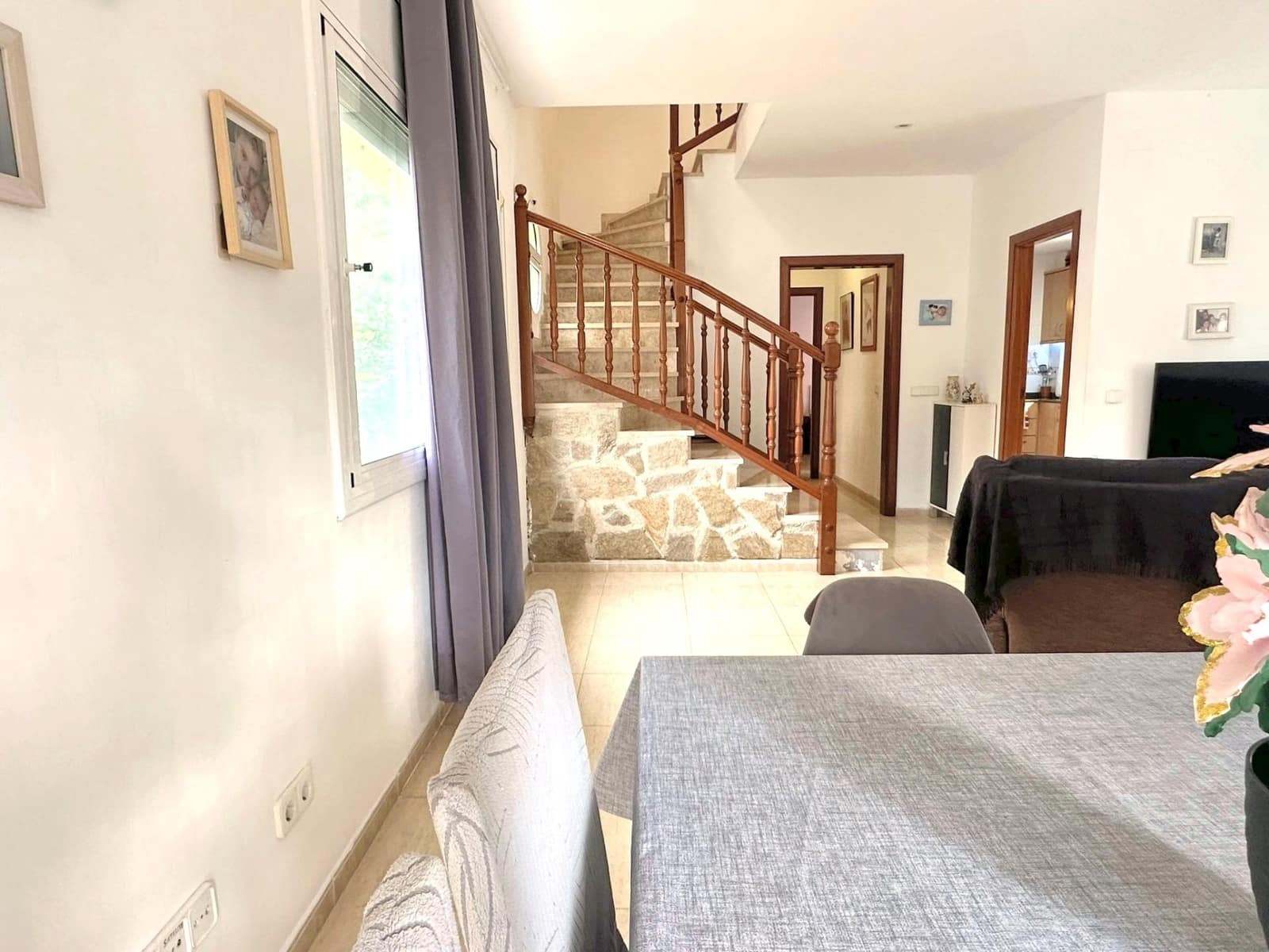 4 bedroom Flat for sale in Segur de Calafell with garage - € 360,000 (Ref: 10168467)