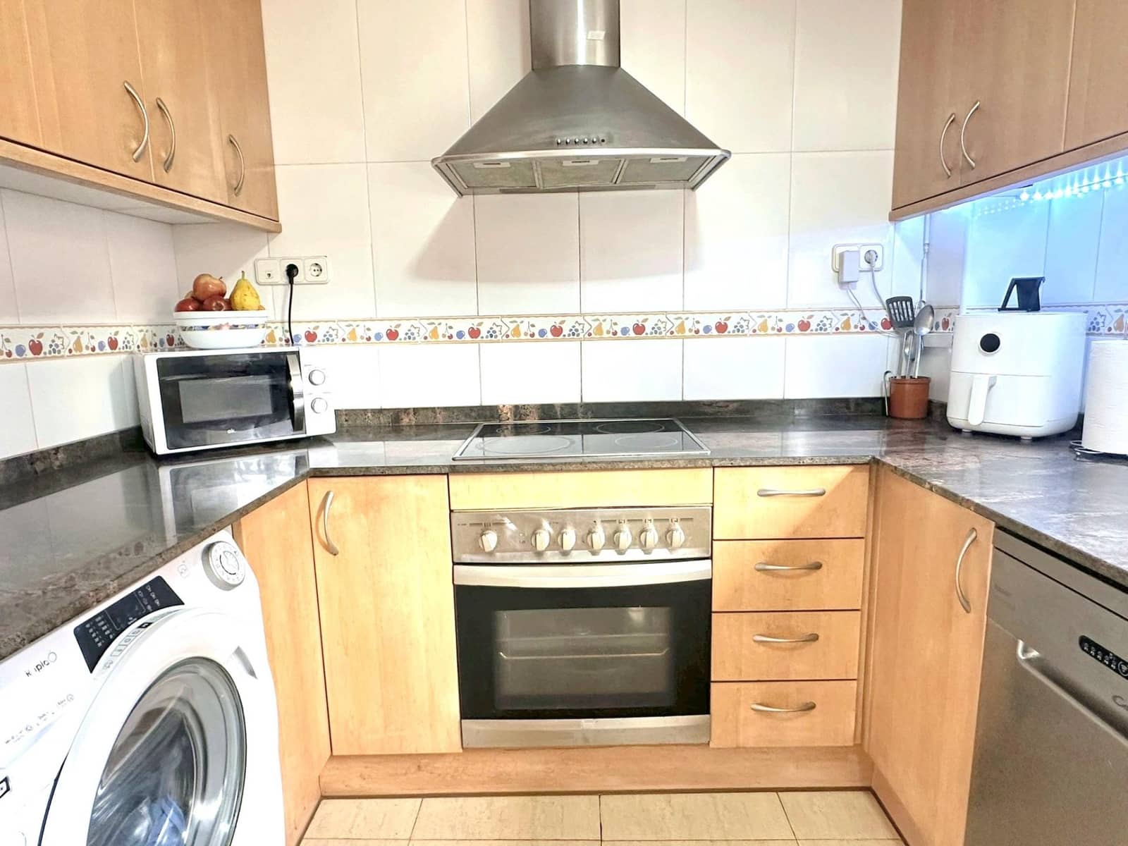 4 bedroom Flat for sale in Segur de Calafell with garage - € 360,000 (Ref: 10168467)