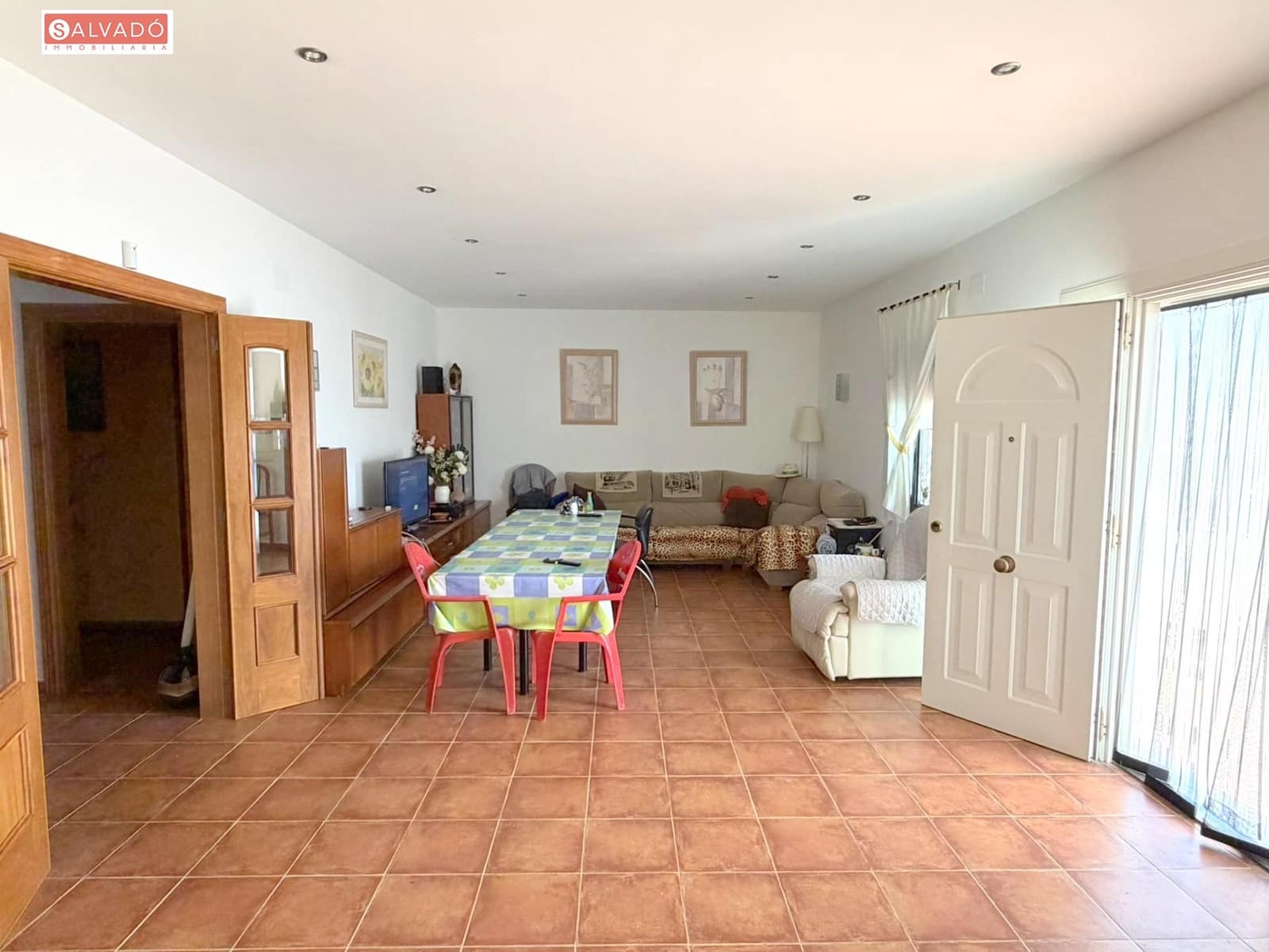 Chalet de 8 habitaciones en Cunit en venta con piscina garaje - 420.000 € (Ref: 10183166)