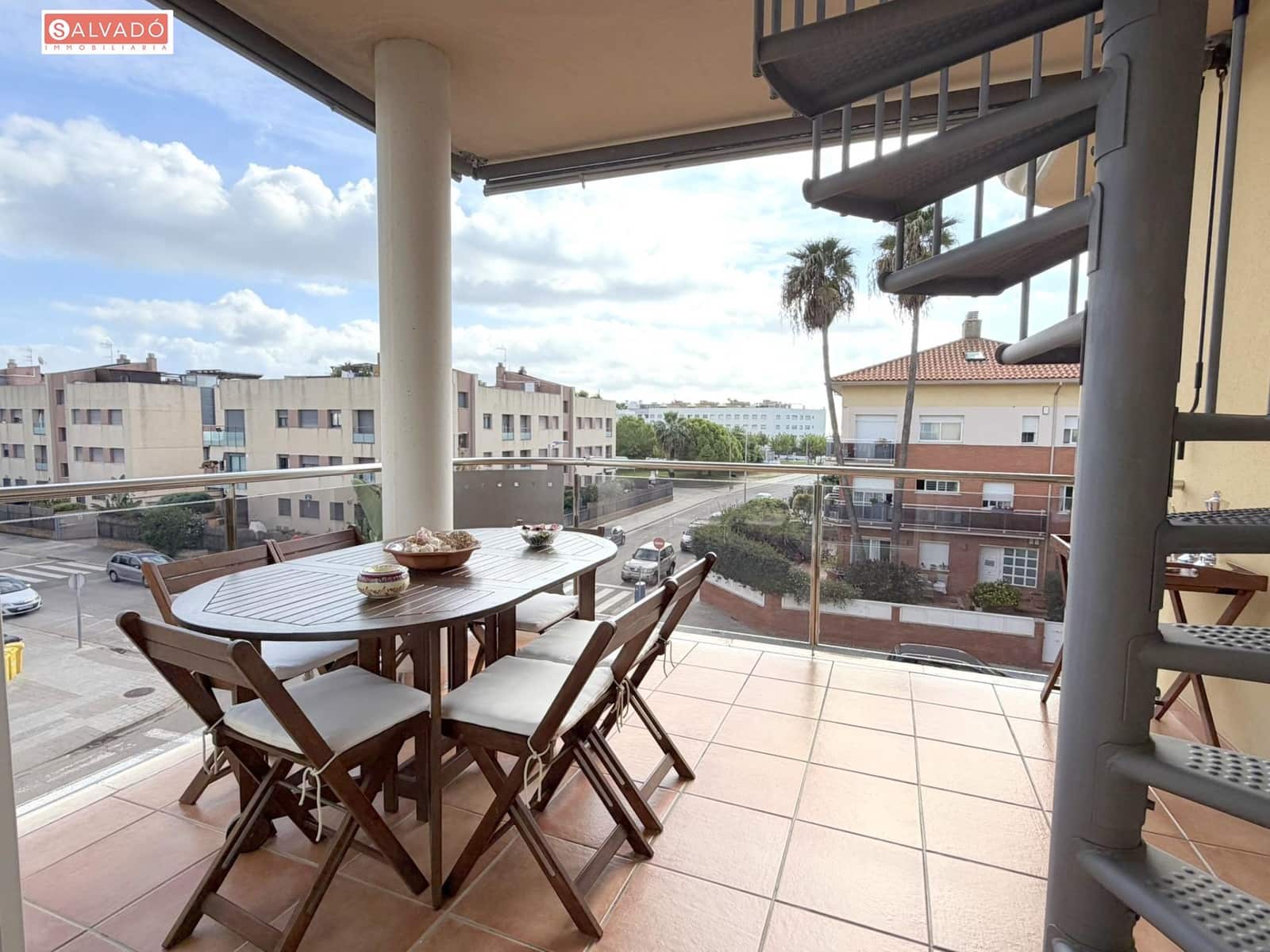 4 slaapkamer Penthouse te koop in Cubelles met zwembad garage - € 515.000 (Ref: 10184984)