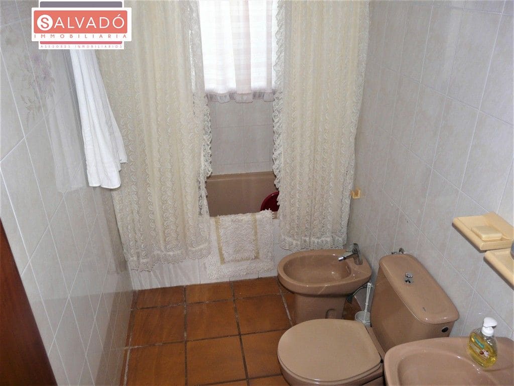 3 soverom Villa til salgs i Albinyana med svømmebasseng garasje - € 199 000 (Ref: 6163453)