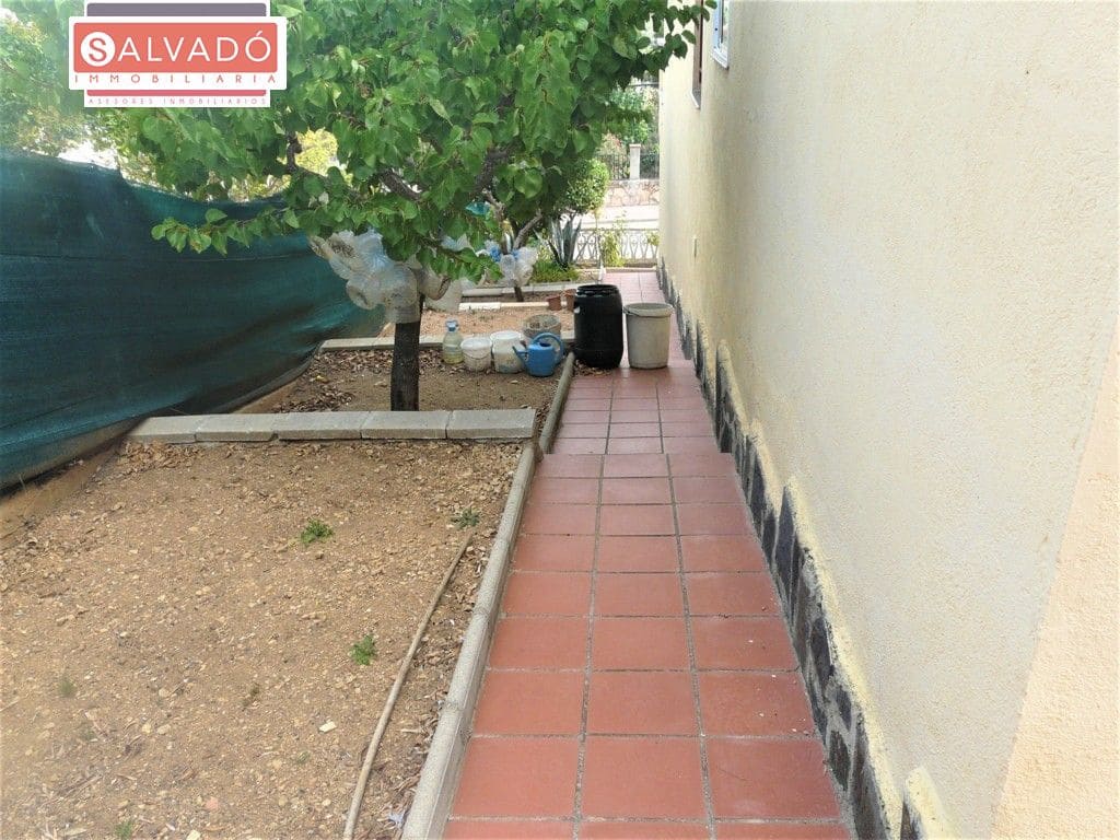 3 soverom Villa til salgs i Albinyana med svømmebasseng garasje - € 199 000 (Ref: 6163453)