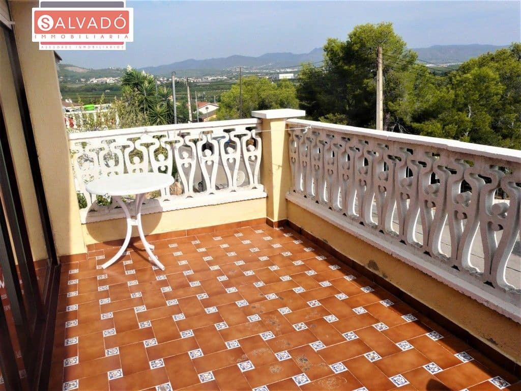 3 soverom Villa til salgs i Albinyana med svømmebasseng garasje - € 199 000 (Ref: 6163453)