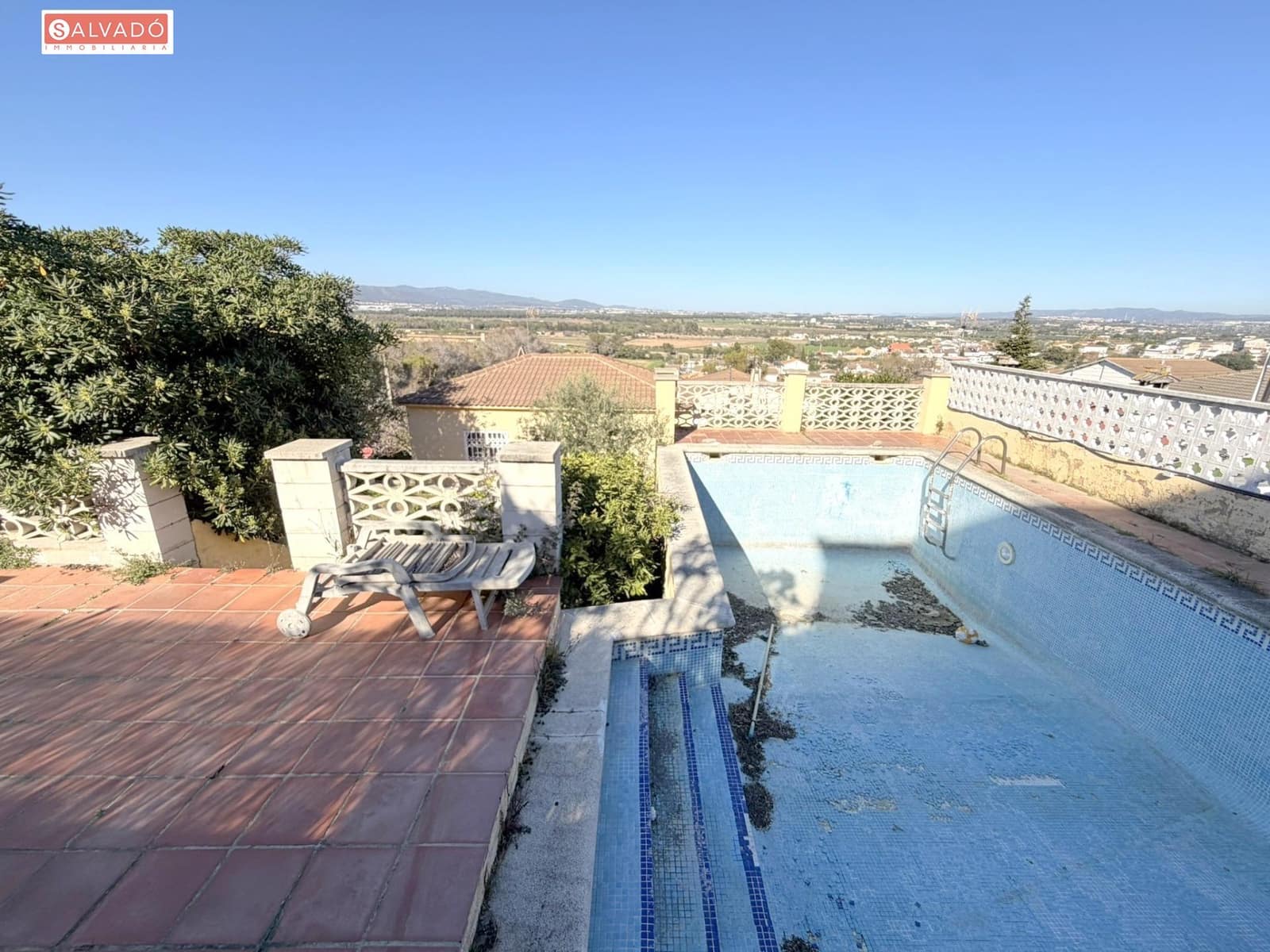 3 chambre Villa/Maison à vendre à Albinyana avec piscine garage - 225 000 € (Ref: 6163453)