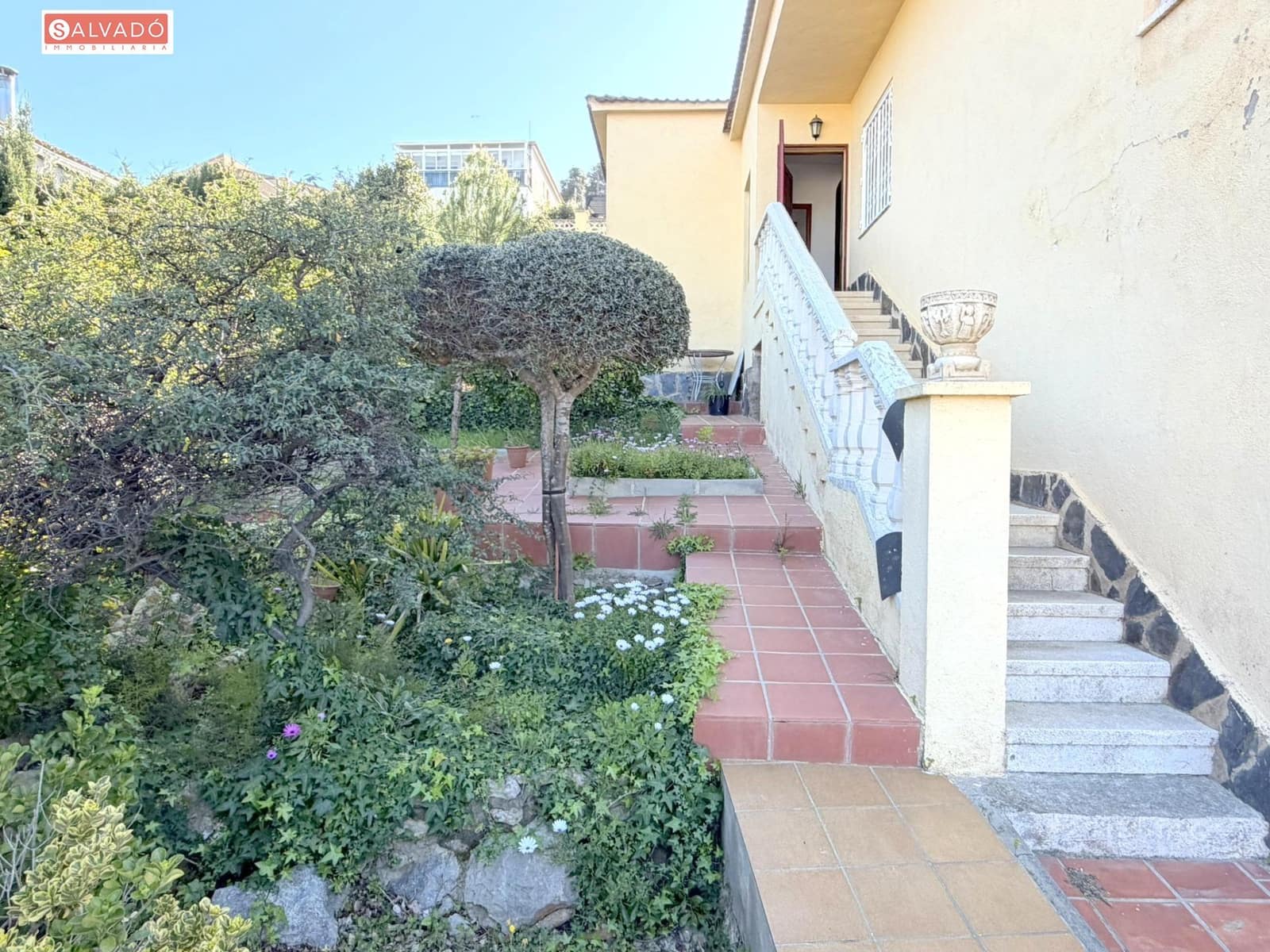 3 chambre Villa/Maison à vendre à Albinyana avec piscine garage - 225 000 € (Ref: 6163453)