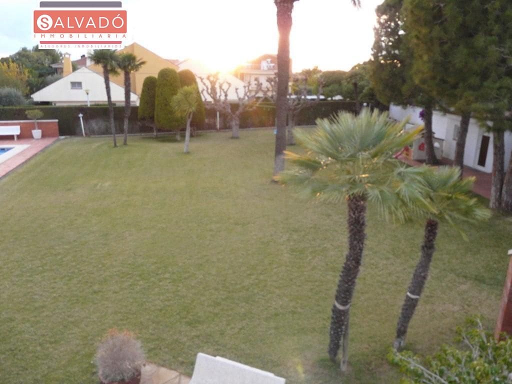 5 slaapkamer Villa te koop in El Vendrell met zwembad garage - € 1.950.000 (Ref: 6163455)