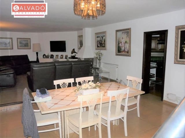 5 slaapkamer Villa te koop in El Vendrell met zwembad garage - € 1.950.000 (Ref: 6163455)