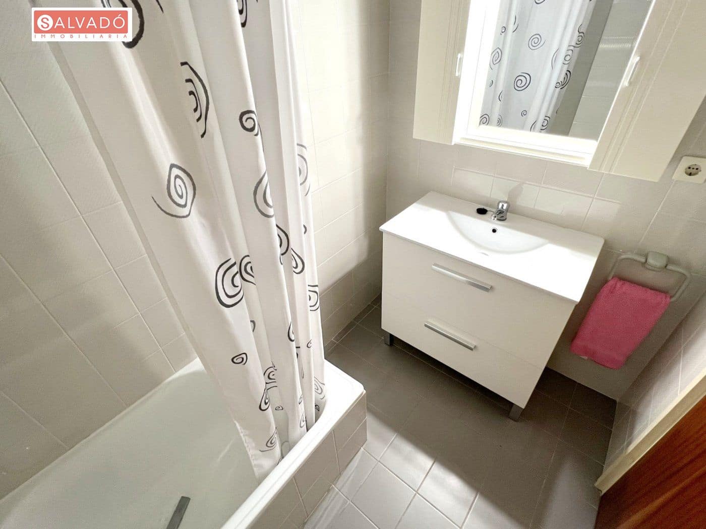 3 bedroom Flat for rent in Segur de Calafell - € 1,000 (Ref: 6786108)