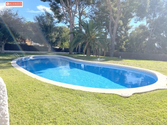 Adosado de 4 habitaciones en Segur de Calafell, Calafell en venta con piscina garaje - 280.000 € (Ref: 7902536)