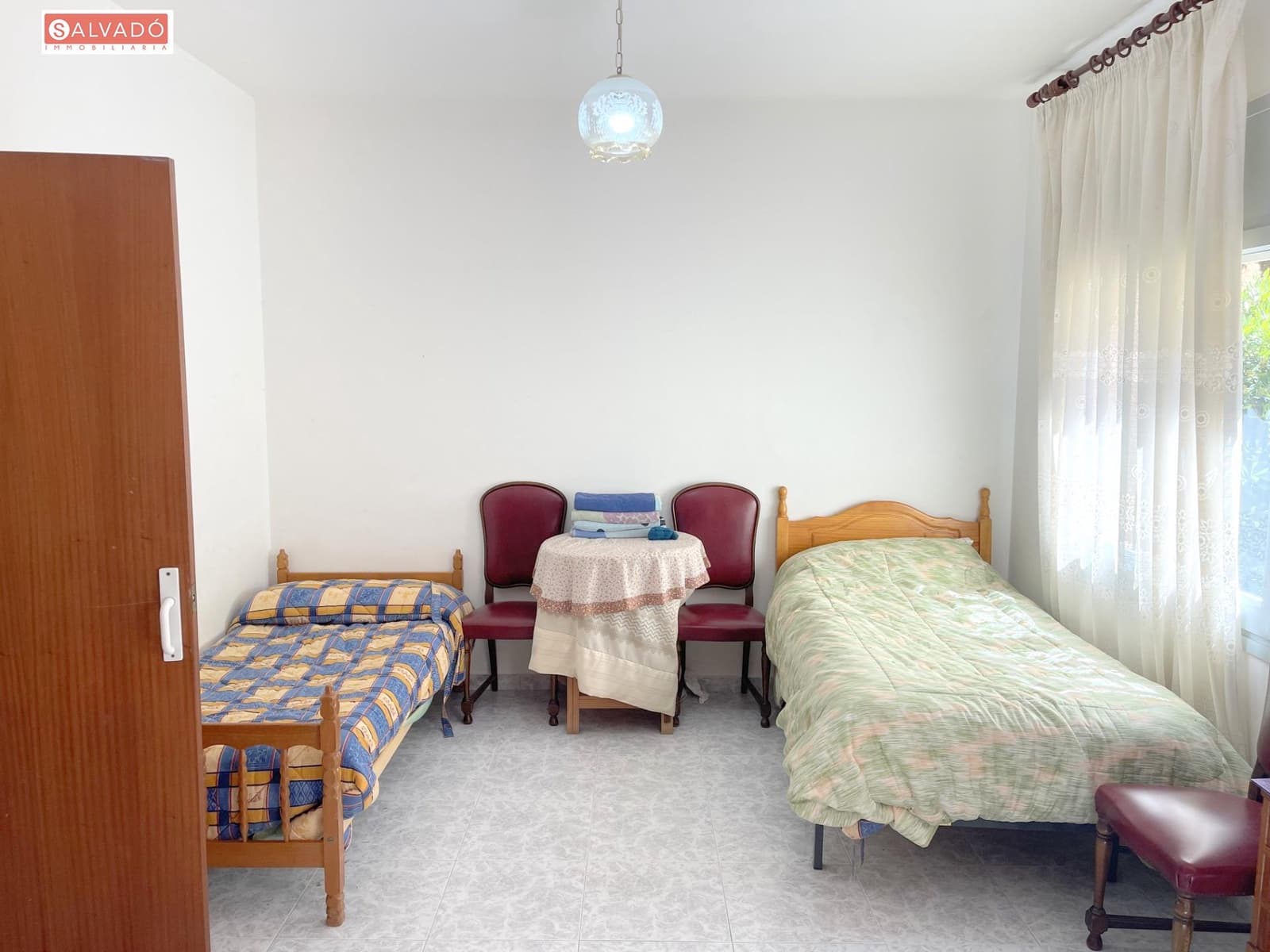 5 chambre Villa/Maison à vendre à Segur de Calafell avec piscine garage - 370 000 € (Ref: 8279232)