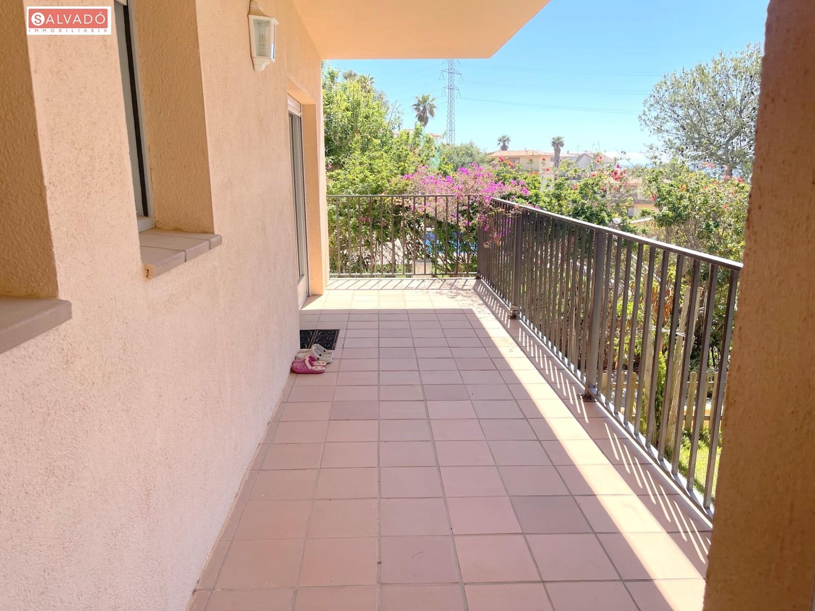 5 chambre Villa/Maison à vendre à Segur de Calafell avec piscine garage - 370 000 € (Ref: 8279232)