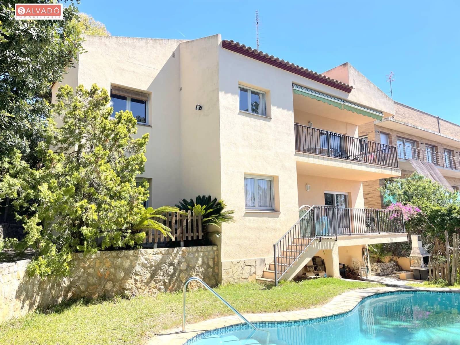 5 soveværelse Villa til salg i Segur de Calafell med swimmingpool garage - € 370.000 (Ref: 8279232)