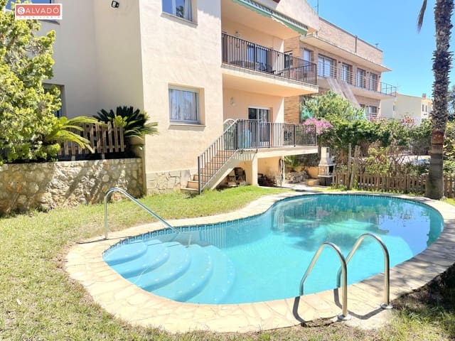 5 makuuhuone Huvila myytävänä paikassa Segur de Calafell, Calafell mukana uima-altaan 
autotalli - 370 000 € (Ref: 8279232)