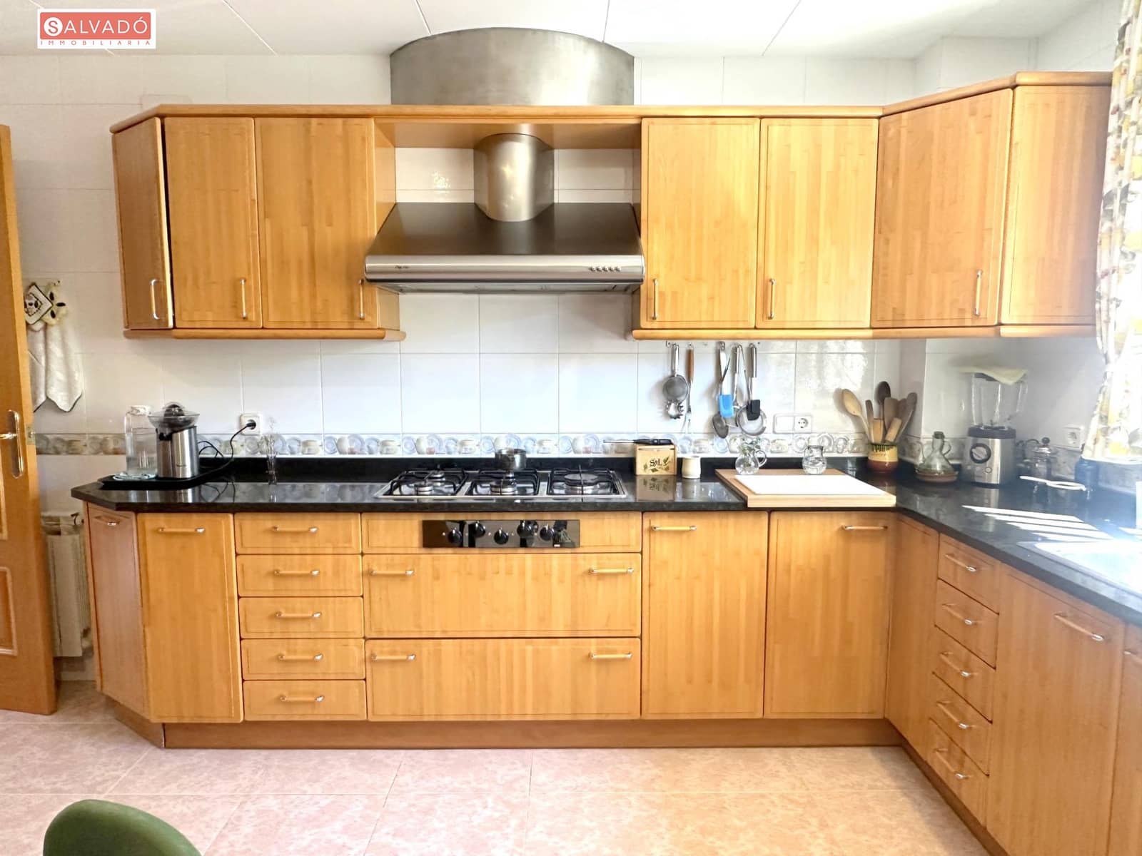 5 soverom Villa til salgs i Calafell med garasje - € 799 000 (Ref: 8290437)