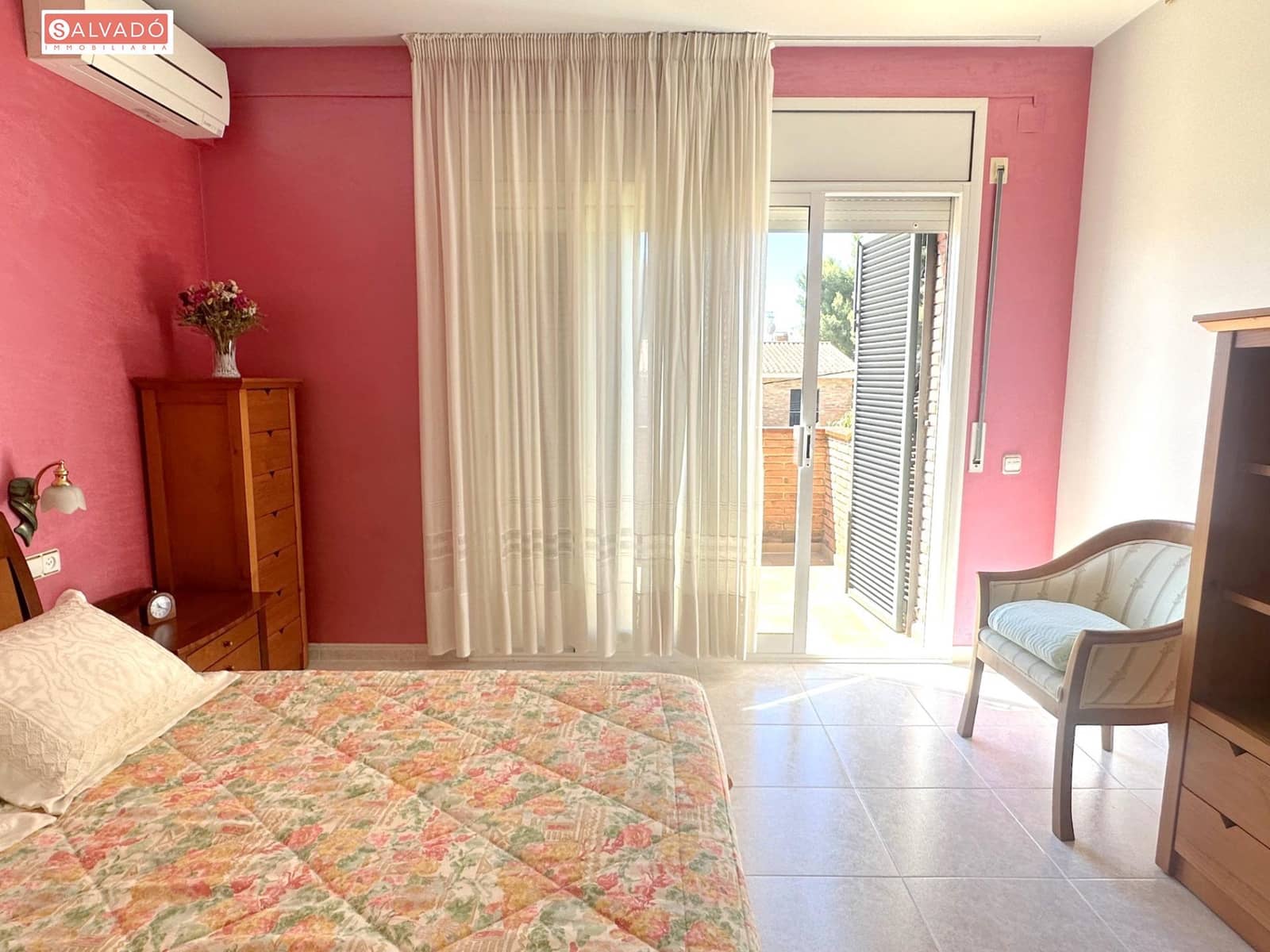 5 soverom Villa til salgs i Calafell med garasje - € 799 000 (Ref: 8290437)