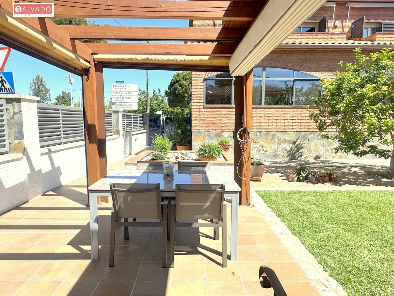 5 soverom Villa til salgs i Calafell med garasje - € 799 000 (Ref: 8290437)