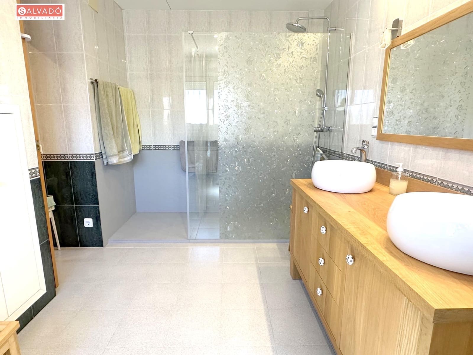 5 soverom Villa til salgs i Calafell med garasje - € 799 000 (Ref: 8290437)