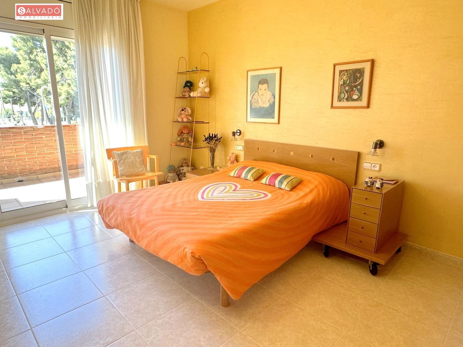 5 soverom Villa til salgs i Calafell med garasje - € 799 000 (Ref: 8290437)