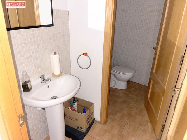 2 soverom Kommersiell til leie i El Vendrell - € 850 (Ref: 8662591)