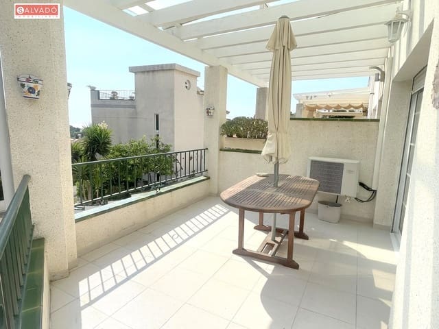 4 makuuhuone Rivitalo myytävänä paikassa Segur de Calafell, Calafell mukana 
autotalli - 278 000 € (Ref: 9186857)