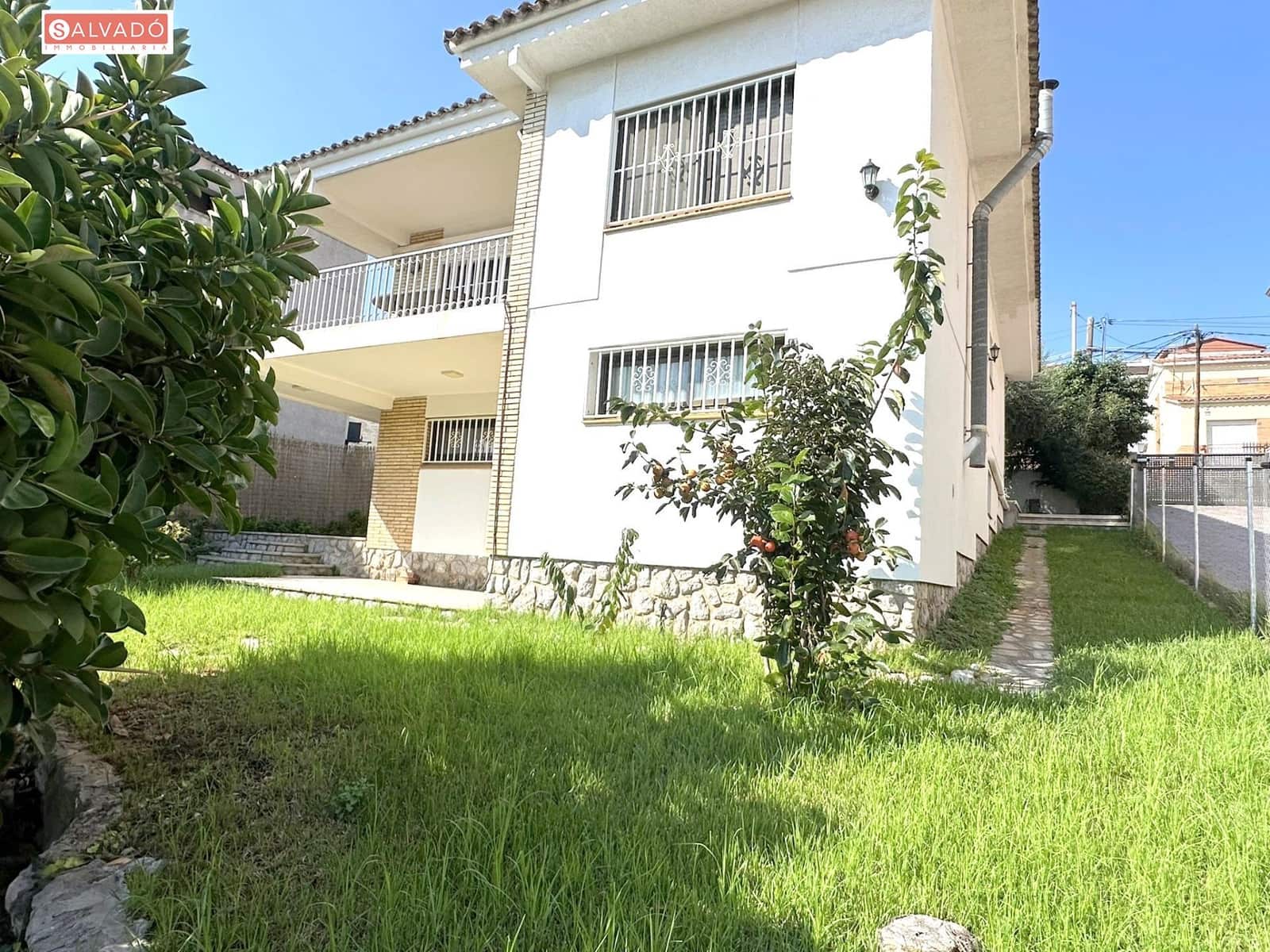 4 chambre Villa/Maison à vendre à Segur de Calafell avec garage - 320 000 € (Ref: 9317836)