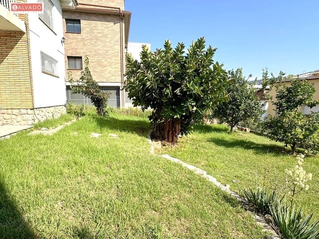 4 sypialnia Willa na sprzedaż w Segur de Calafell, Calafell z garażem - 320 000 € (Ref: 9317836)