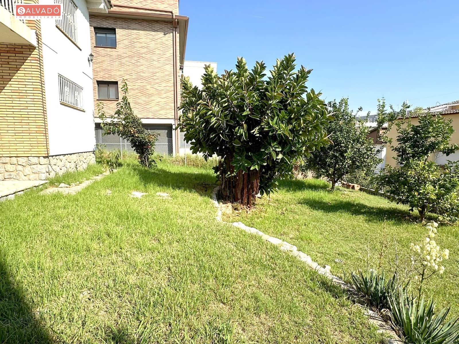 4 chambre Villa/Maison à vendre à Segur de Calafell avec garage - 320 000 € (Ref: 9317836)