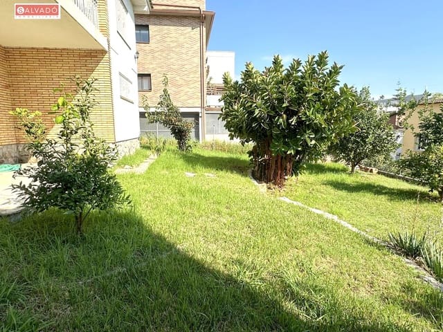 Chalet de 4 habitaciones en Segur de Calafell, Calafell en venta con garaje - 320.000 € (Ref: 9317836)