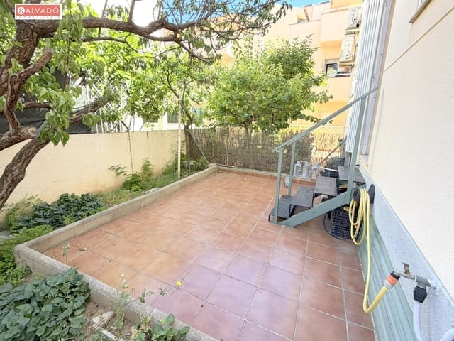 3 chambre Villa/Maison Mitoyenne à vendre à Segur de Calafell, Calafell avec garage - 260 000 € (Ref: 9334934)