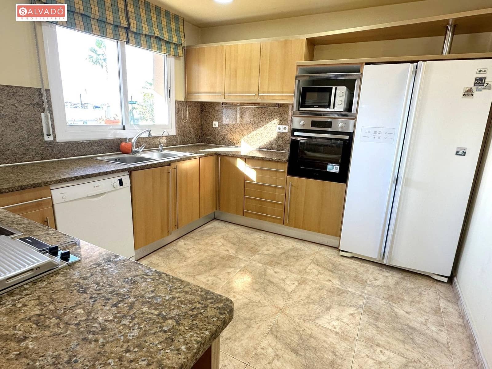 5 sypialnia Willa na sprzedaż w Calafell z basenem garażem - 762 000 € (Ref: 9449161)