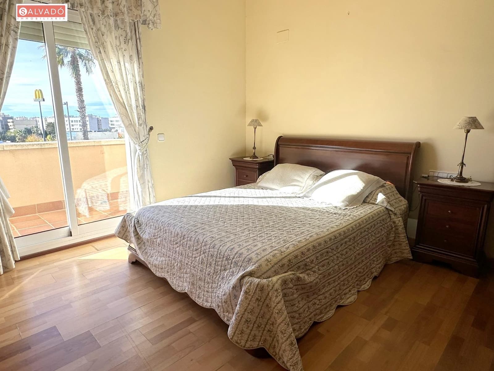 5 sypialnia Willa na sprzedaż w Calafell z basenem garażem - 762 000 € (Ref: 9449161)