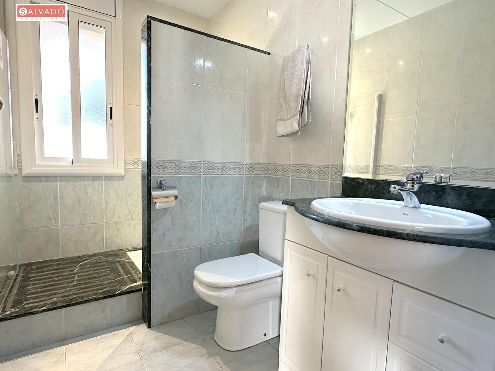 5 sypialnia Willa na sprzedaż w Calafell z basenem garażem - 762 000 € (Ref: 9449161)