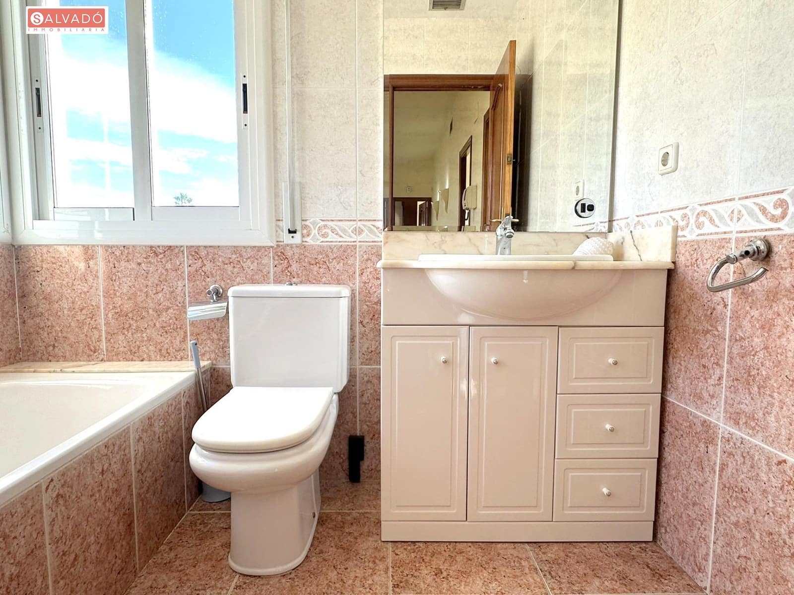 5 sypialnia Willa na sprzedaż w Calafell z basenem garażem - 762 000 € (Ref: 9449161)