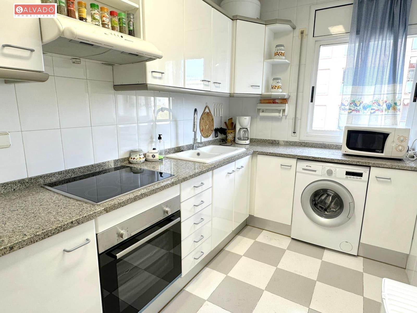 3 bedroom Flat for rent in Calafell - € 1,100 (Ref: 9450676)