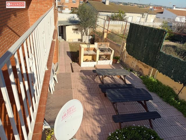 4 quarto Moradia para venda em Les Pedreres, Santa Oliva - 260 000 € (Ref: 9518892)