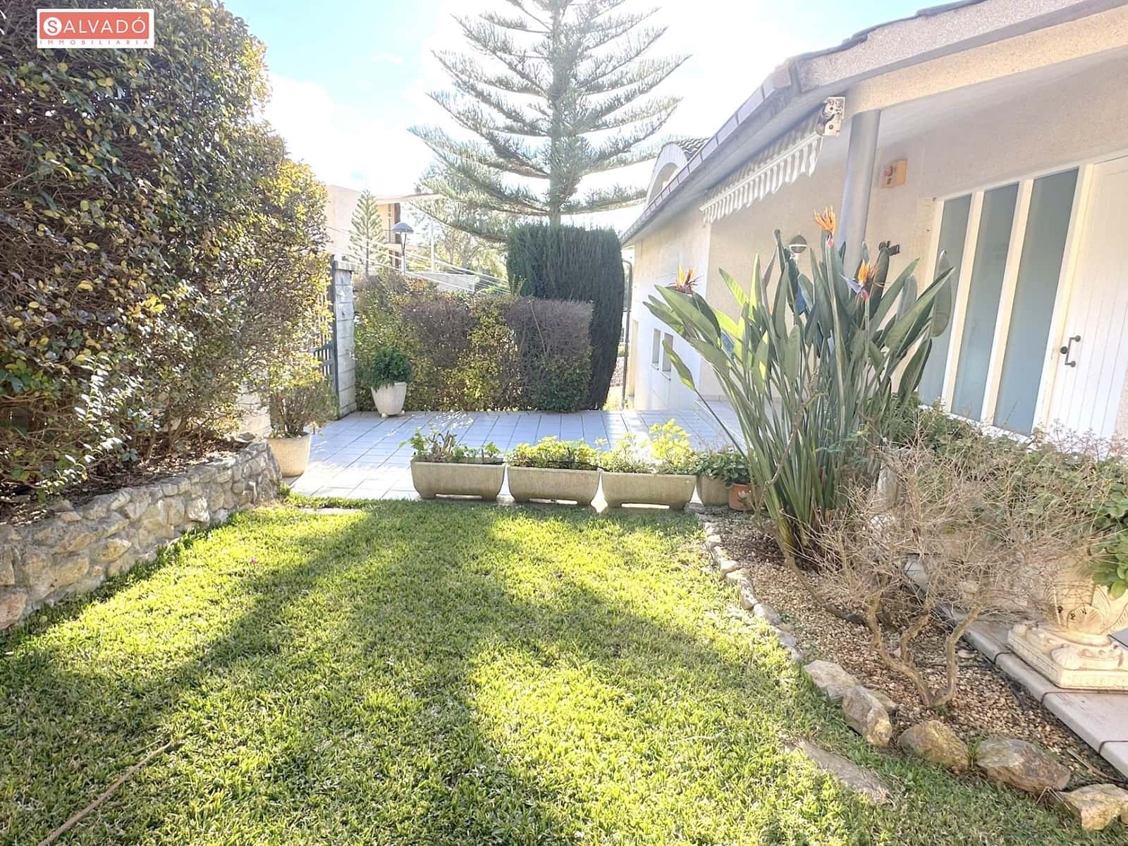 5 soveværelse Villa til salg i Segur de Calafell med swimmingpool garage - € 690.000 (Ref: 9530514)