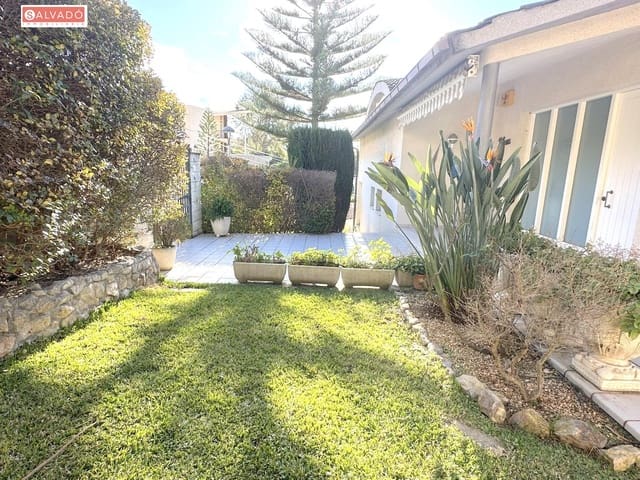 5 soveværelse Villa til salg i Segur de Calafell, Calafell med swimmingpool garage - € 690.000 (Ref: 9530514)