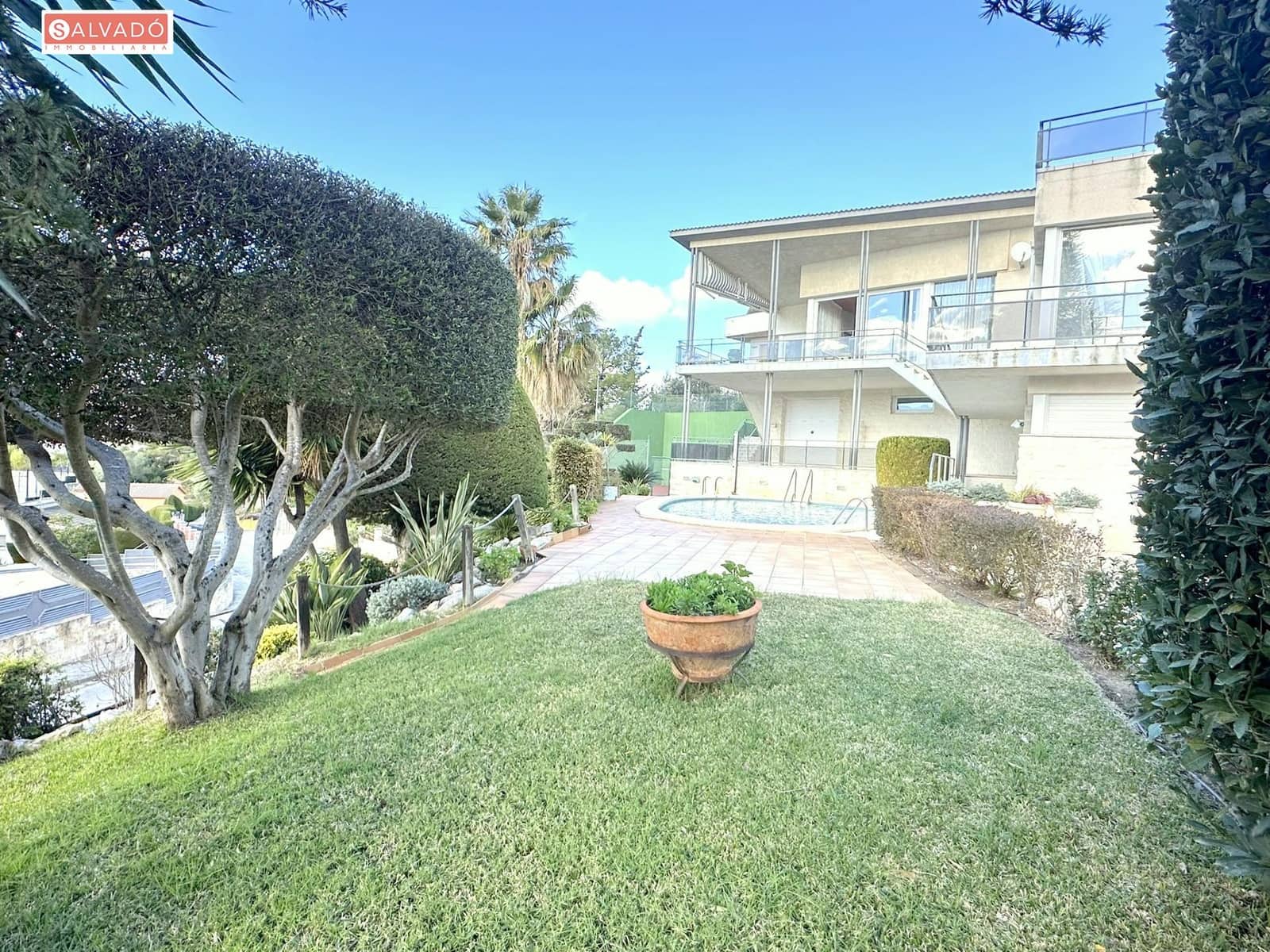 5 soveværelse Villa til salg i Segur de Calafell med swimmingpool garage - € 690.000 (Ref: 9530514)