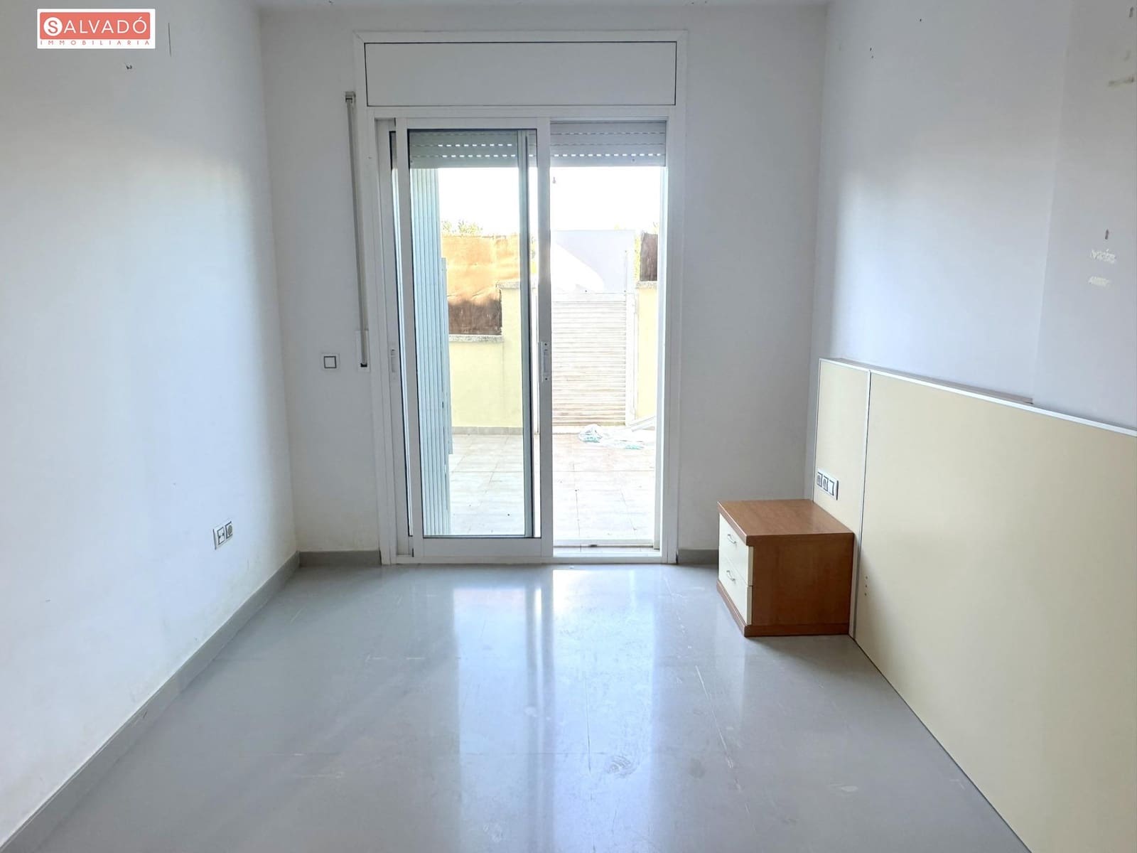 2 bedroom Beach Apartment for sale in Calafell with pool - € 240,000 (Ref: 9701621)