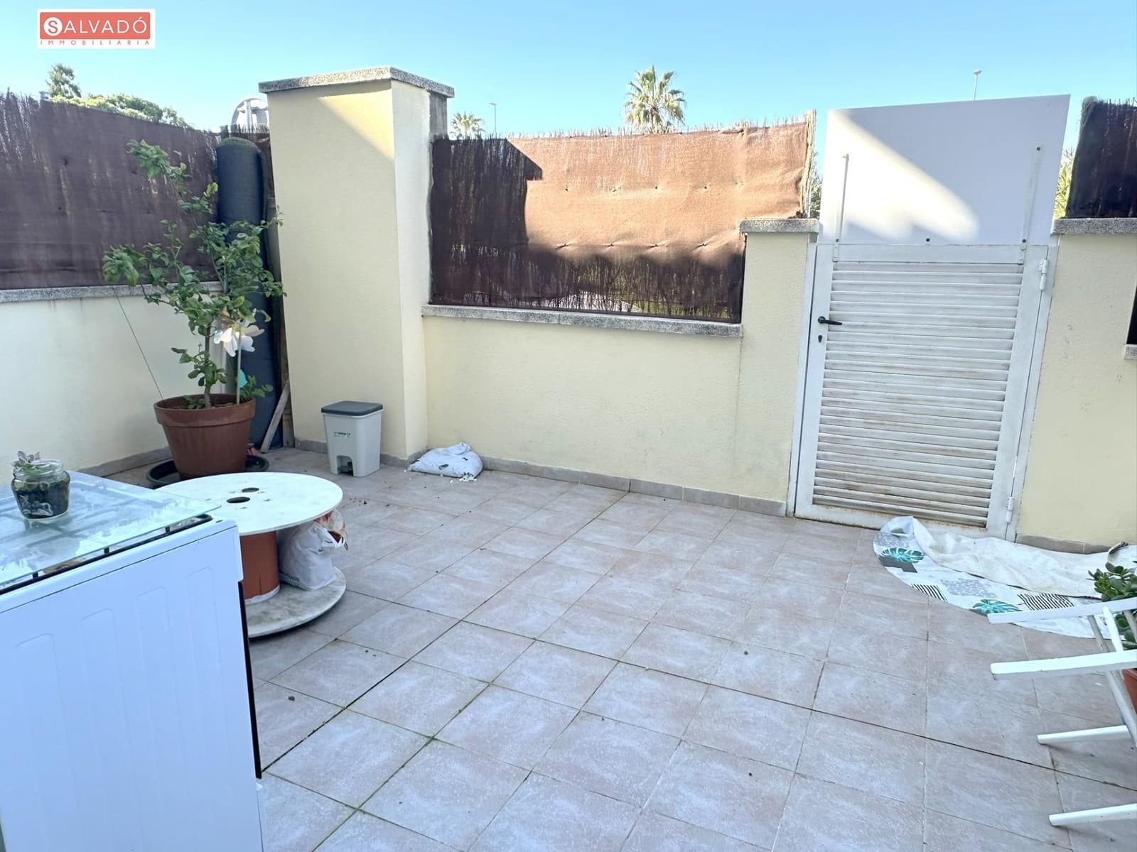 2 bedroom Beach Apartment for sale in Calafell with pool - € 240,000 (Ref: 9701621)