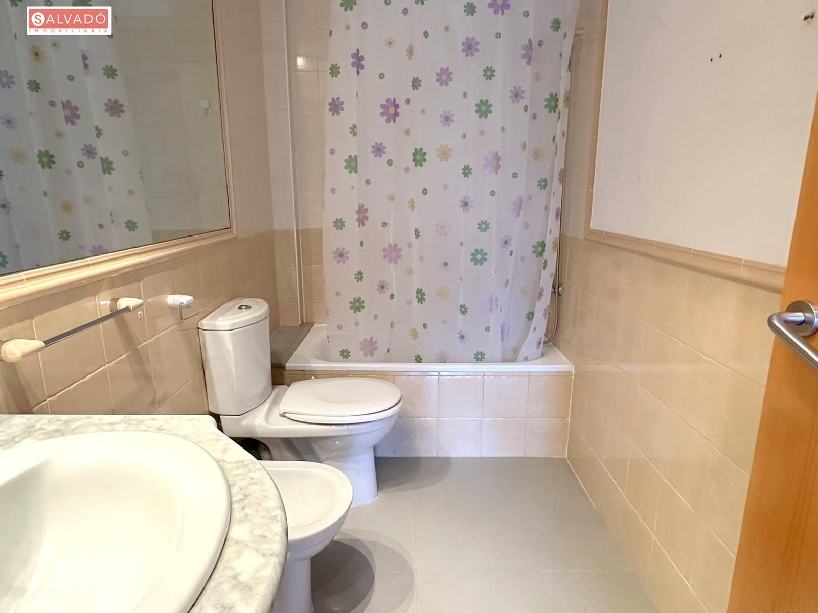 2 bedroom Beach Apartment for sale in Calafell with pool - € 240,000 (Ref: 9701621)