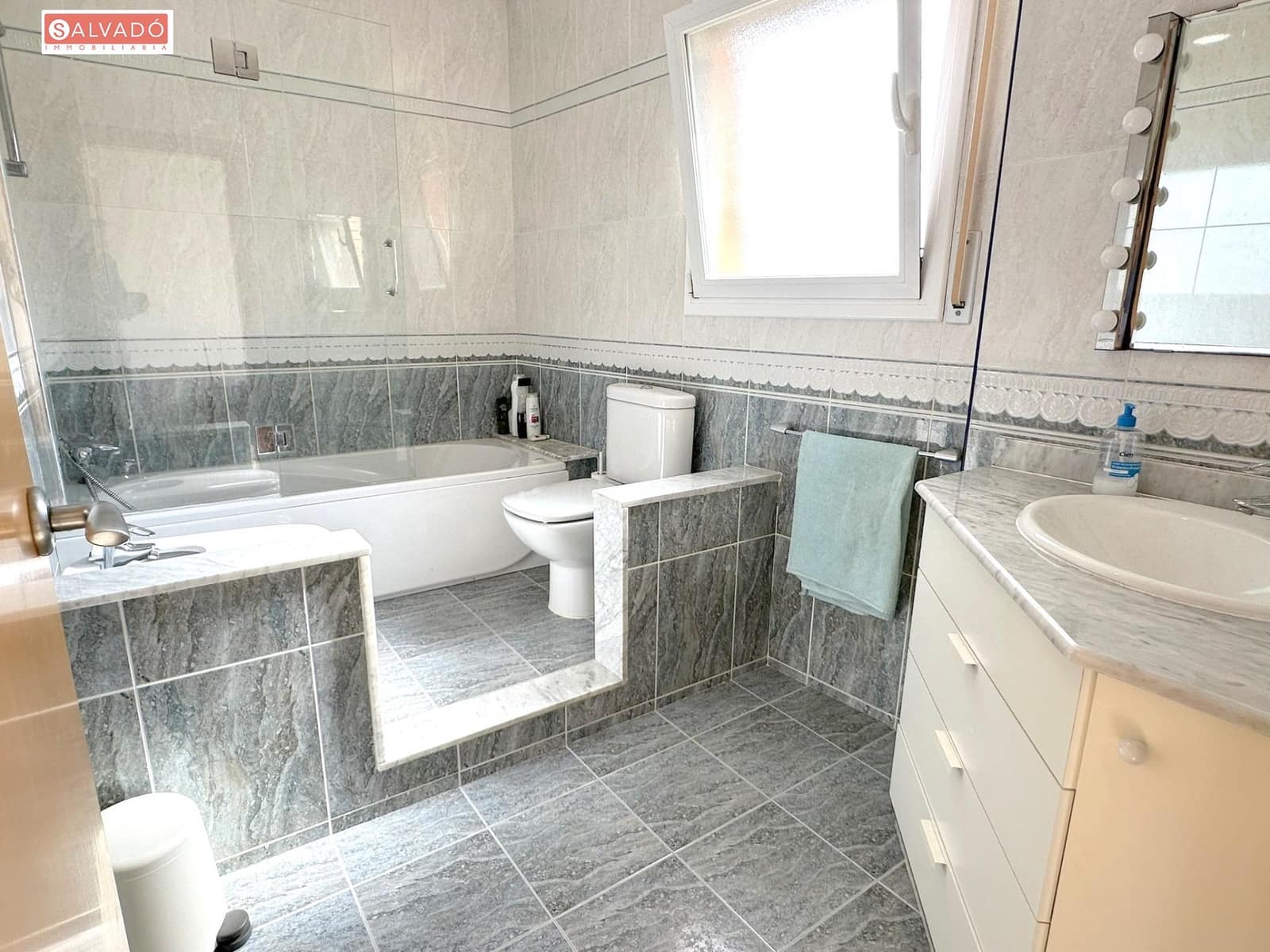 5 bedroom Villa for sale in El Vendrell with pool garage - € 570,000 (Ref: 9721696)