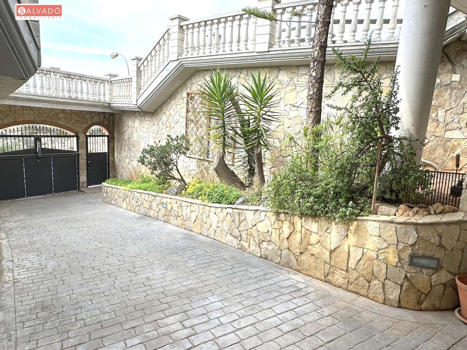 5 bedroom Villa for sale in El Vendrell with pool garage - € 570,000 (Ref: 9721696)