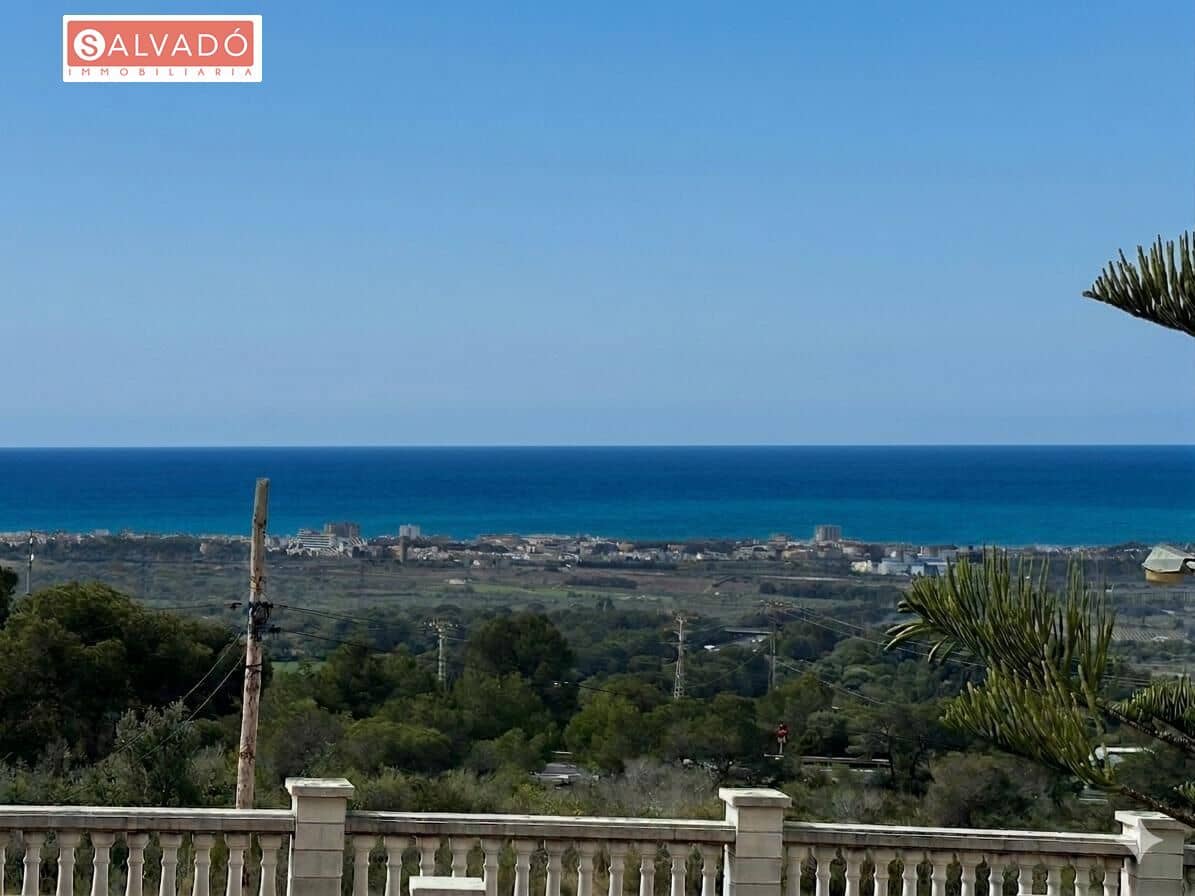 5 bedroom Villa for sale in El Vendrell with pool garage - € 570,000 (Ref: 9721696)