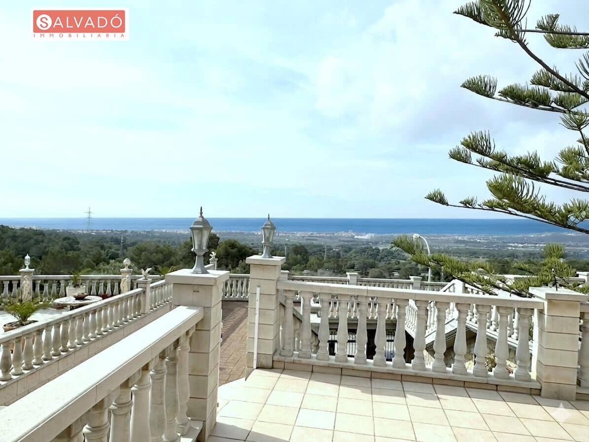 5 bedroom Villa for sale in El Vendrell with pool garage - € 570,000 (Ref: 9721696)