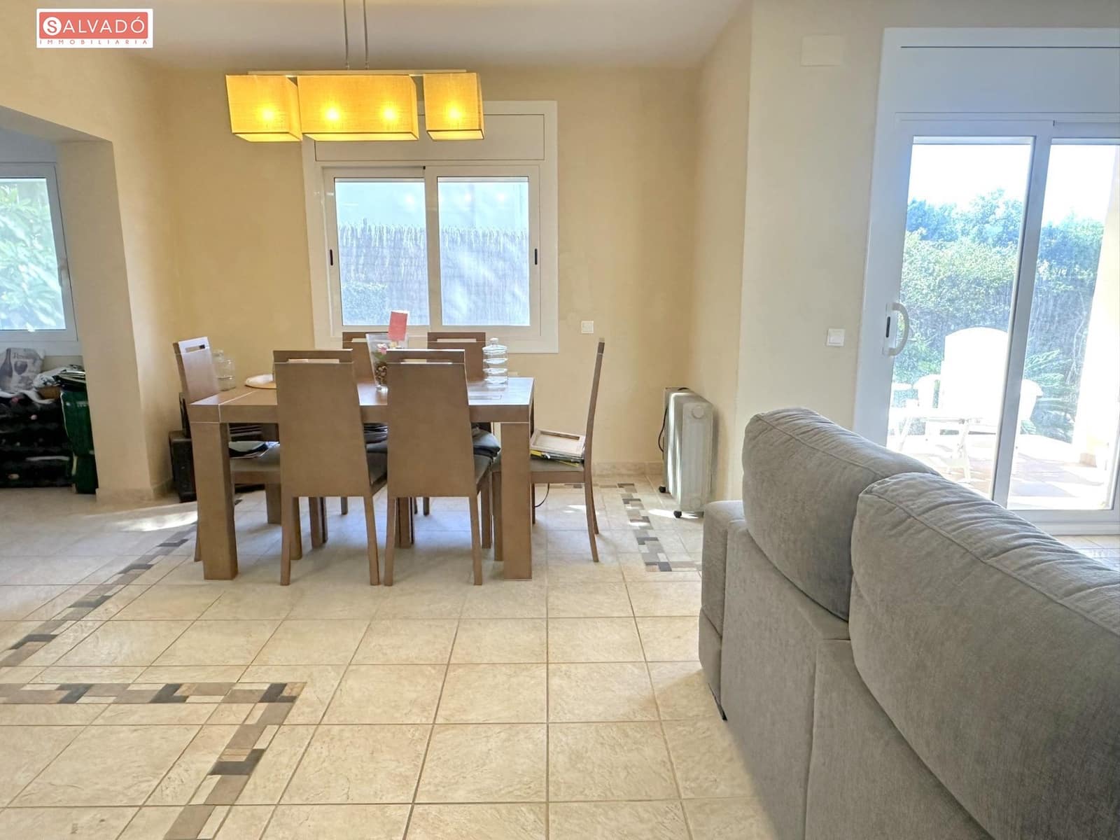 4 soverom Villa til salgs i Segur de Calafell med svømmebasseng garasje - € 440 000 (Ref: 9738559)