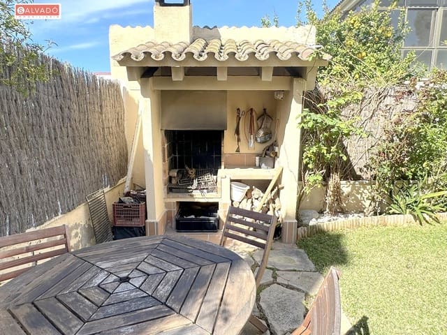 4 Zimmer Villa zu verkaufen in Segur de Calafell, Calafell mit Pool Garage - 440.000 € (Ref: 9738559)